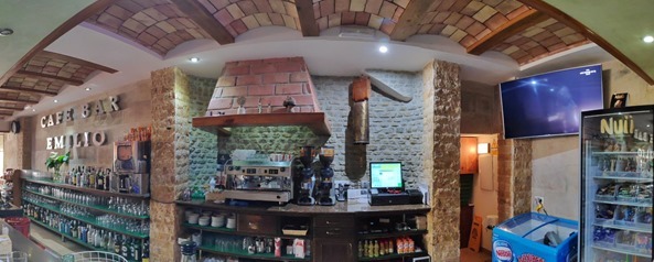 Pocophone F1 with Pixel 3 camera app