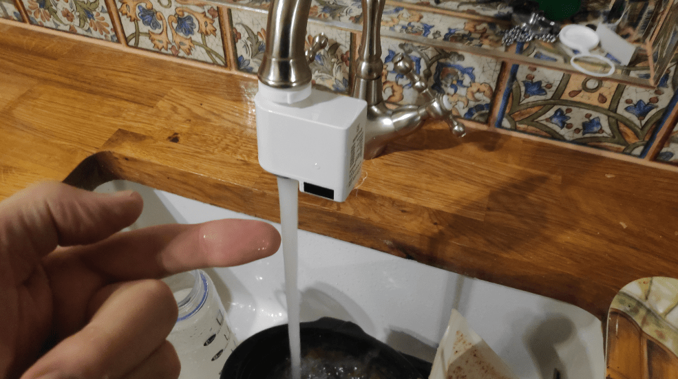 Zajia Proximity water control