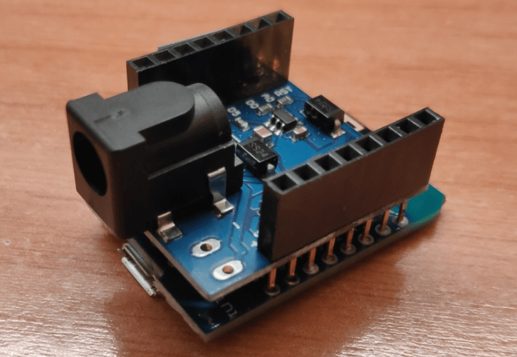 Wemos D1 Mini + Power Shield