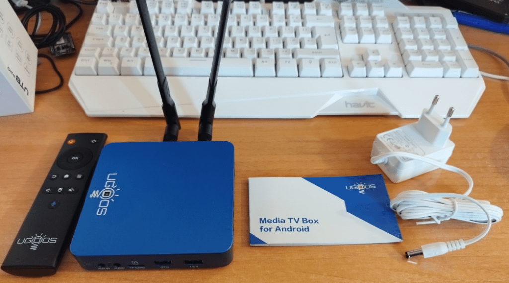 Ugoos UT8 Pro Android 11 TV box