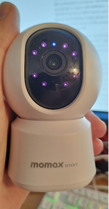 Momax Smart 360 camera