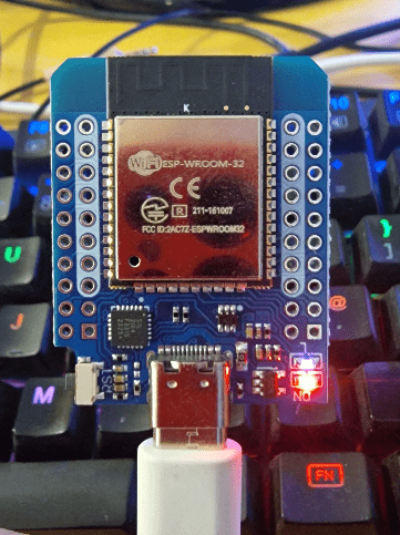 ESP32 board - large Wemos D1-type board